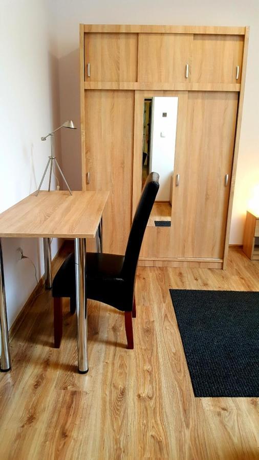 Apartamenty Daisy โกจัลโควิเซ-เซดรอย ภายนอก รูปภาพ