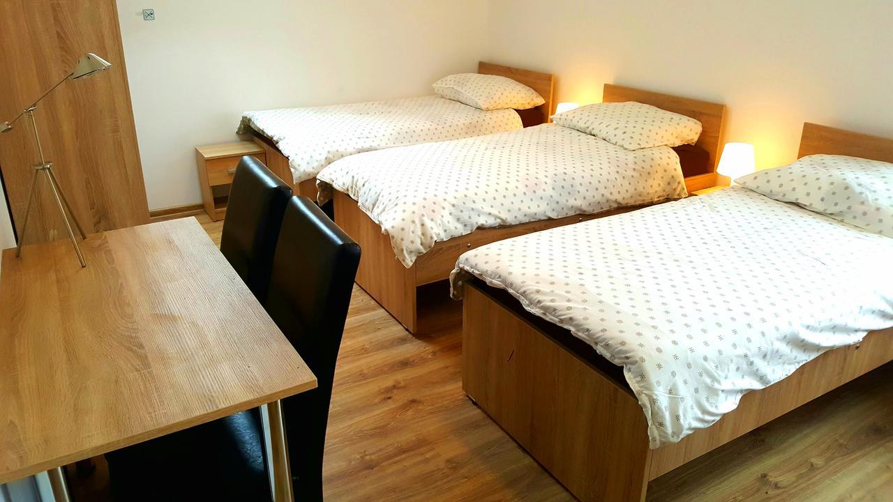 Apartamenty Daisy โกจัลโควิเซ-เซดรอย ภายนอก รูปภาพ