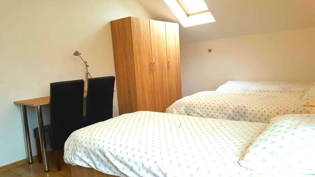 Apartamenty Daisy โกจัลโควิเซ-เซดรอย ภายนอก รูปภาพ