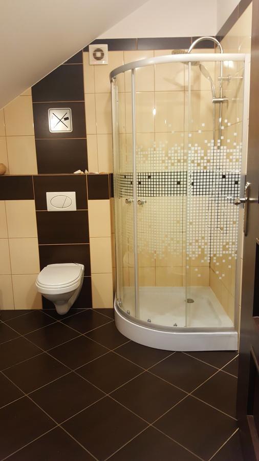 Apartamenty Daisy โกจัลโควิเซ-เซดรอย ภายนอก รูปภาพ